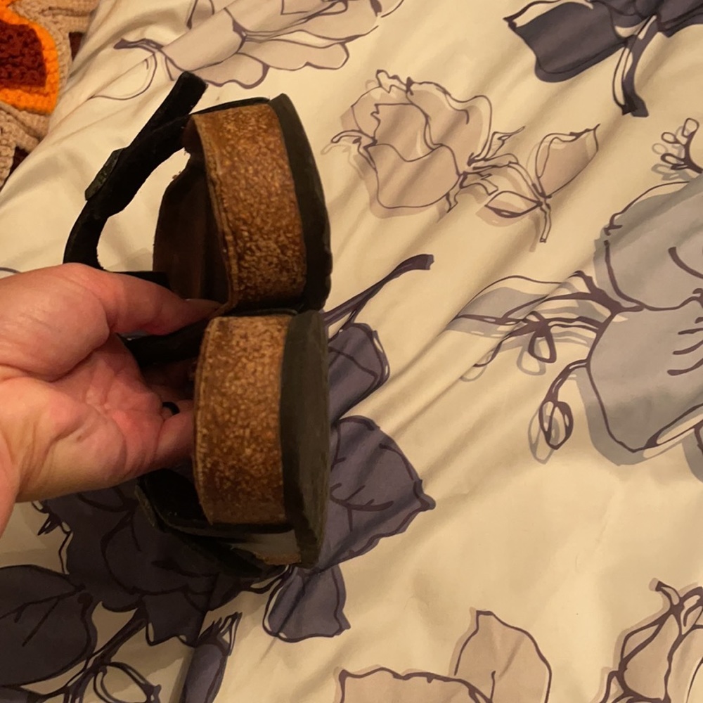 Birkenstock’s - Picture 5 of 6